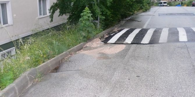 Su Basmasına Neden Olan Yolda Çalışma Yapıldı