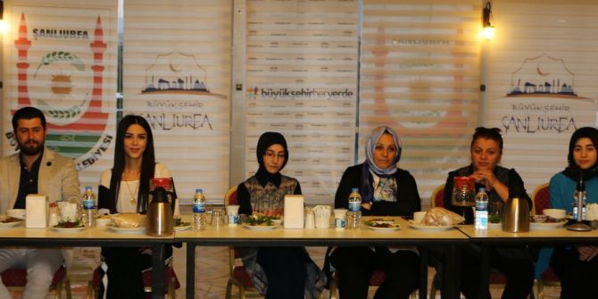 Sema Çiftçi Gençlerle İftar Etti