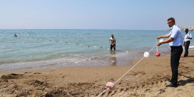 Mezitli Sahilleri Yaza Hazırlanıyor