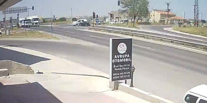 Kırmızı Işık İhlali Bir Aileyi Yok Ediyordu