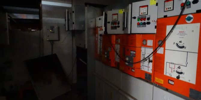 Trafoda Patlama Binayı Tahliye Ettirdi