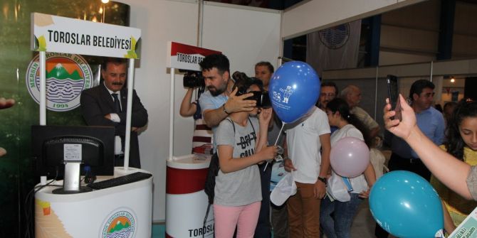 Toroslar Belediyesi, Bilim Şenliği’nde Stant Açtı