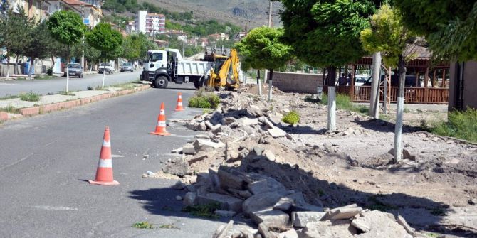 Güney Aşağı Mahallesinde Asfaltlama Öncesi Hazırlık Çalışmaları Devam Ediyor