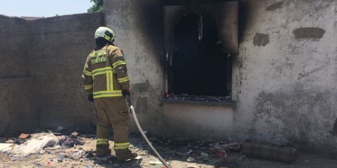 Metruk Evde Çıkan Yangın Korkuttu