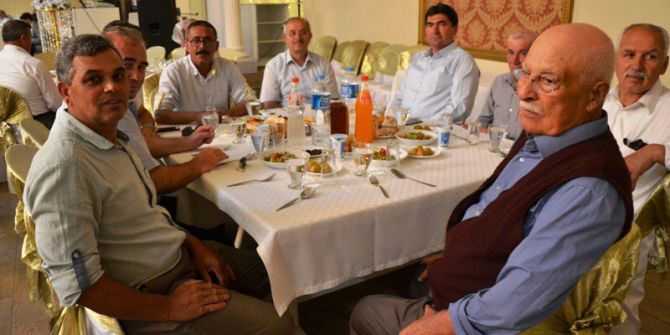 Biga’da Muhtarlar İftarda Bir Araya Geldi