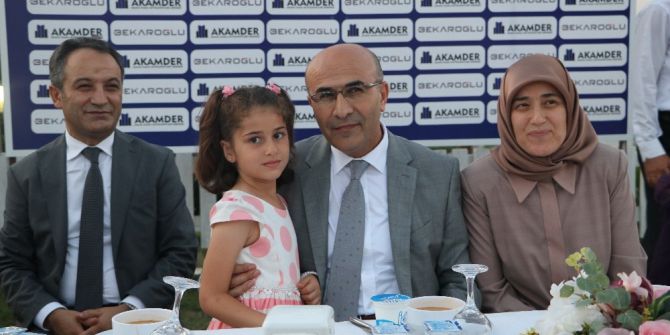 Akamder’den Kimsesiz Çocuklara İftar Yemeği