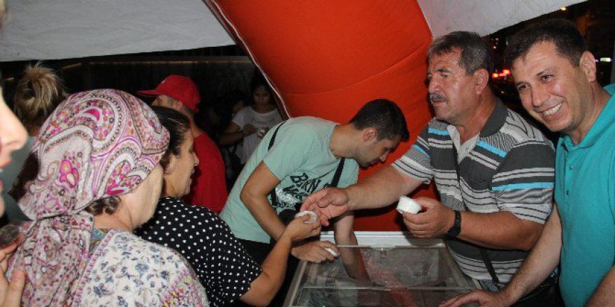 Çanakkale’de Demokrasi Nöbeti Devam Ediyor