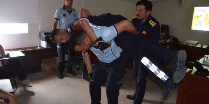 Kuşadası Belediyesi Hizmet Binasında Yangın Tatbikatı