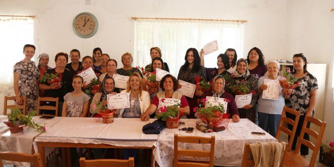 Urla’da Kadınlara Yönelik Takı Kursu Ve Liderlik Eğitimi