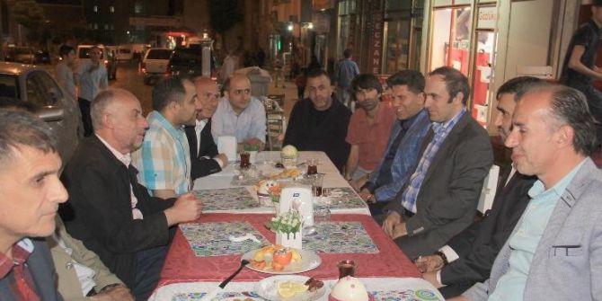 Başkan Vekili Epcim Esnafla Bir Araya Geldi