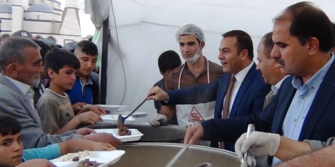 Kaymakam Yaşar Halkla İftarını Açtı