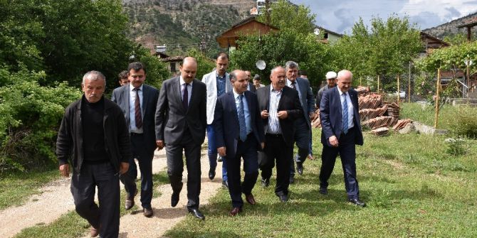 Vali Aktaş Ovacık’ta İncelemelerde Bulundu