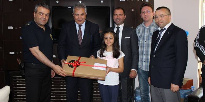 Gençlere Kitap Okutan Proje