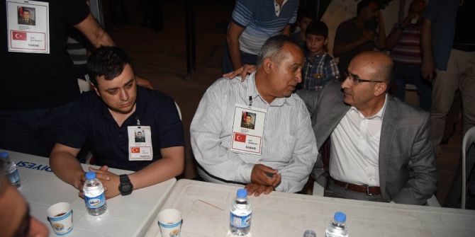 Vali Demirtaş Şehit Pilot İçin Düzenlenen İftara Katıldı