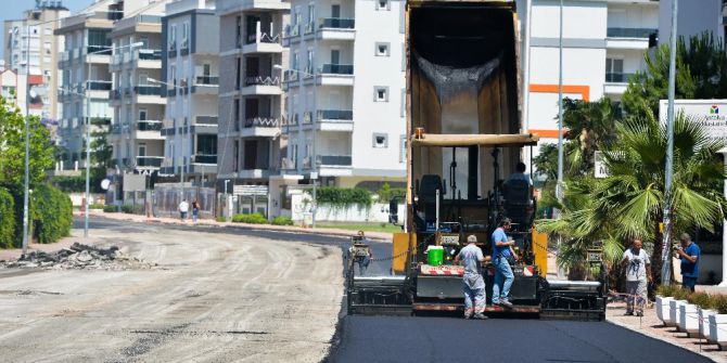 Şirinyalı’da Cadde Düzenleme Çalışmaları