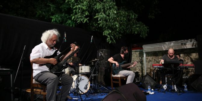 Erkan Oğur Gitarını Buca’da Konuşturdu