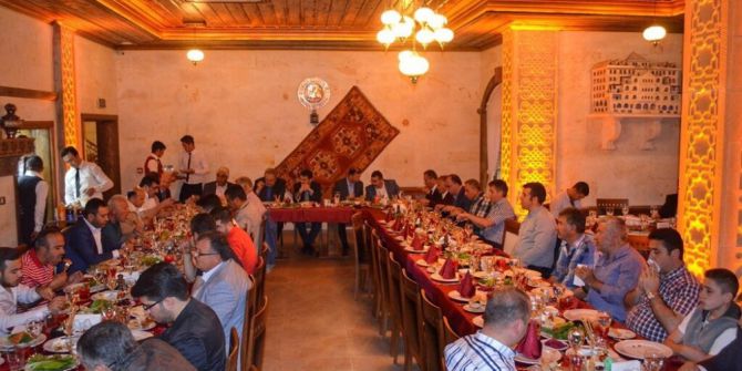 Vali Aktaş Püis’in İftar Programına Katıldı