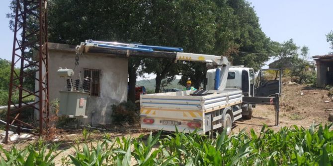 Hava Şartlarından Dolayı Zarar Gören Trafolar Yenilendi