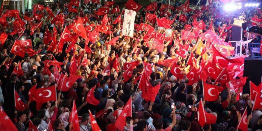 15 Temmuz Demokrasi Şehitleri İçin Eyüp Sultan’da Mevlid-i Şerif Okutuldu