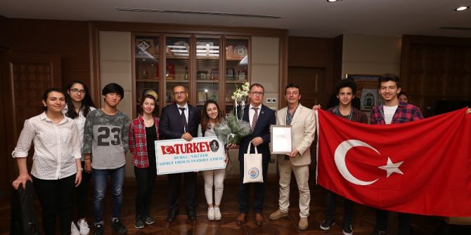 Öğrencilerden ‘Kemanlı’ Teşekkür