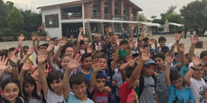 Öğrencilere En Güzel Karne Hediyesi