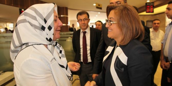 Vatandaş Beyaz Masadan Memnun