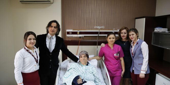 Sırtından Alınan Kaslar Omzuna Nakledildi