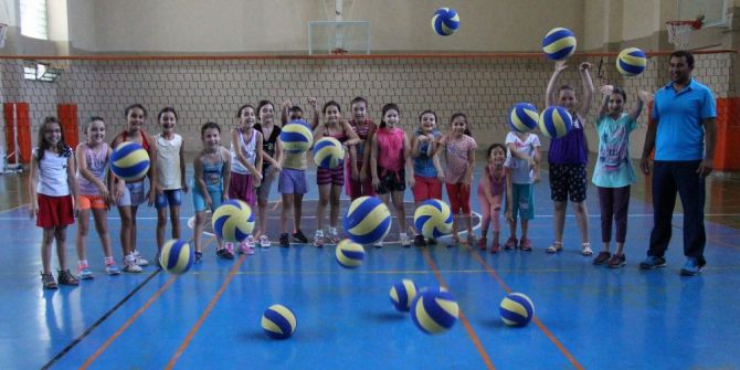 Gençlik Spor İl Müdürlüğünün Yaz Okulu Kayıtları Başladı