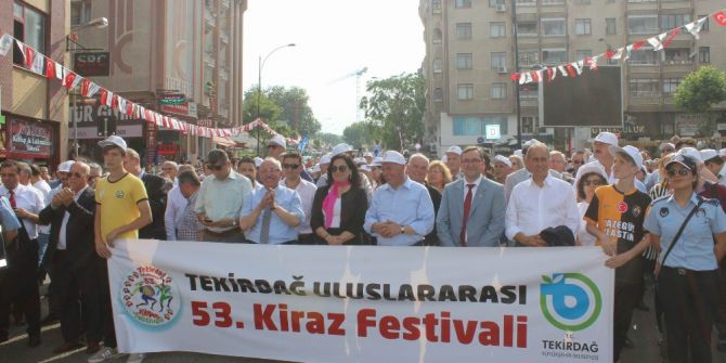 53. Uluslararası Tekirdağ Kiraz Festivali’nin Ateşi Yakıldı