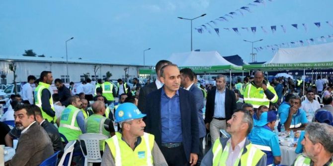 Dünyanın En Büyük Havalimanında İftar Zamanı