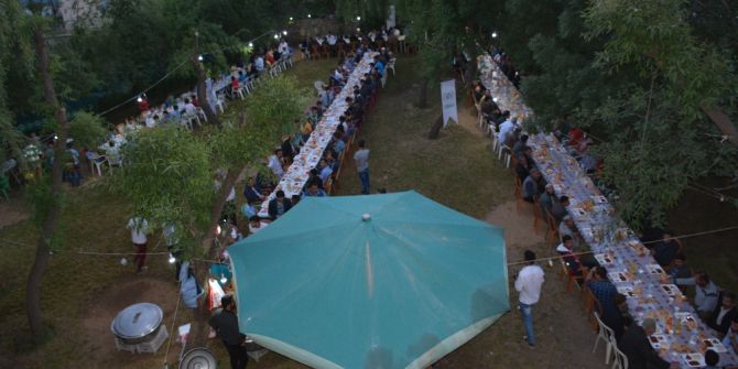 Bitlis İhh’dan İftar Programı