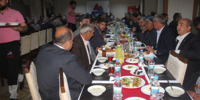 Işın, İftarda Muhtarlarla Buluştu