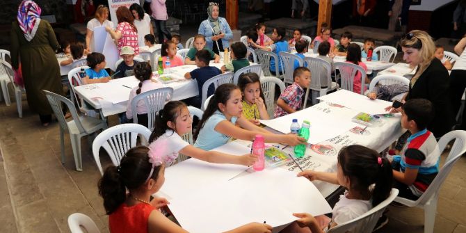 Çocukların Yaptığı Resimler ’Masal Müzesi’ni Süsleyecek