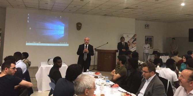 Rektör Gündoğan, Uluslararası Öğrencilerle İftarda Buluştu