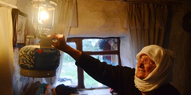 91 Yaşında Henüz Elektrikle Tanışmadı