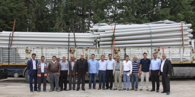 Çiftçilere Tarımsal Sulama Borusu Hediye Edildi