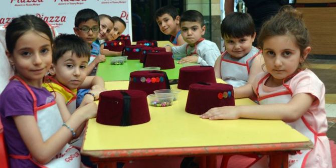 Piazza’da Fes Ve Davul Süsleme Etkinliği Yapıldı