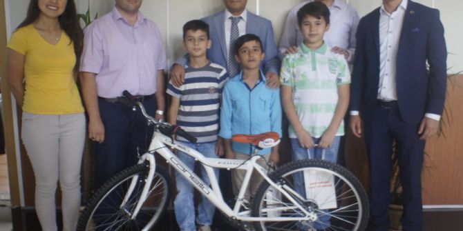 Başarılı Öğrenciler Ödüllendirildi