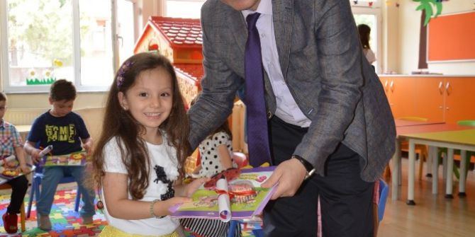 Niksar’da Öğrenciler Karne Heyecanı Yaşadı