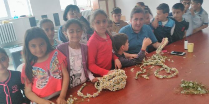 Öğrencilerinden En Anlamlı Hediye