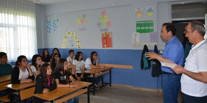 Korkuteli İlçesinde Karne Heyecanı