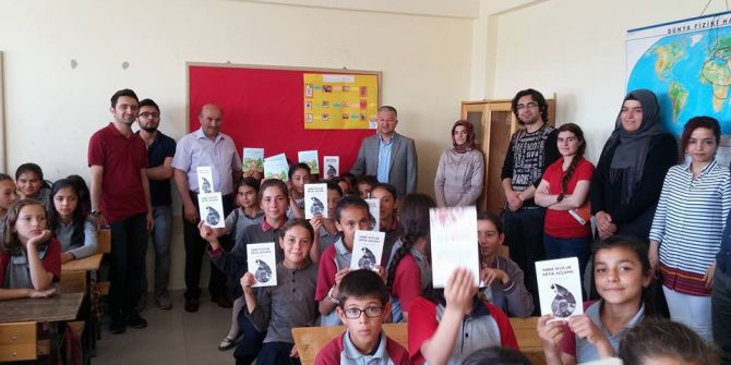 Kaymakam Duru’dan Öğrencilere Kitap