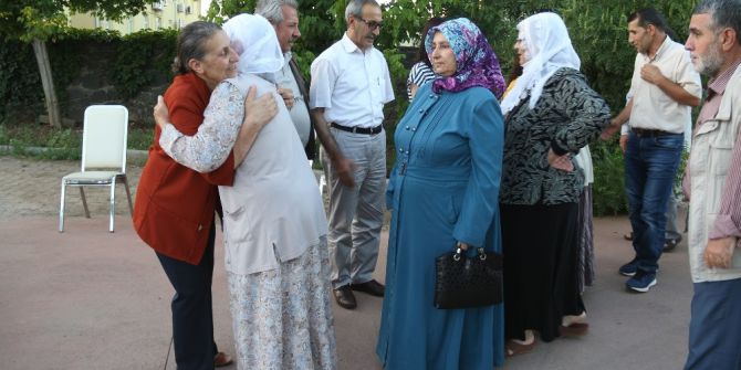 Bağlar Belediyesi İftarda Halkla Buluştu