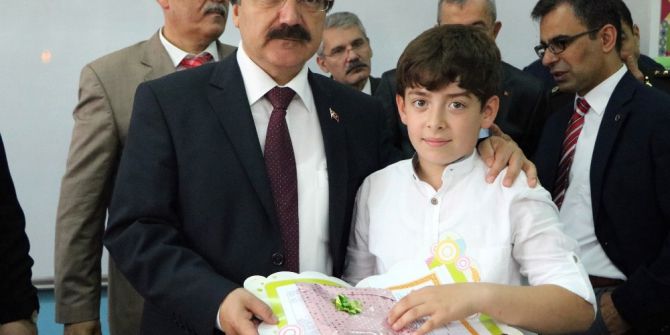 Sakarya’da 180 Bin 211 Öğrenci Karne Aldı