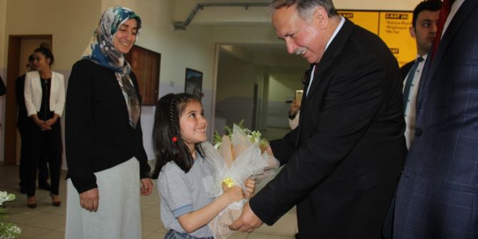 İlköğretim Okulu 3. Sınıf Öğrencisi Nurseda’nın Nobel Hayali