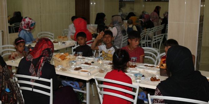 Müftülükten Mültecilere İftar