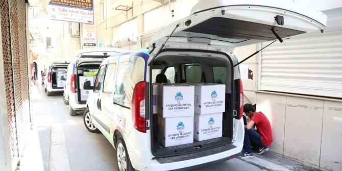 Eyyübiye Belediyesinden Aşevine Bin Adet Gıda Paketi Yardımı