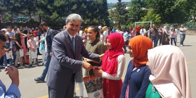 Sürmene İlçe Milli Eğitim Müdürü Kahveci Trabzon Vakıflar Bölge Müdürü Oldu