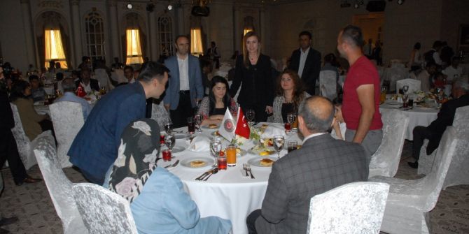 Tuşba Kaymakamlığından Şehit Ve Gazi Ailelerine İftar