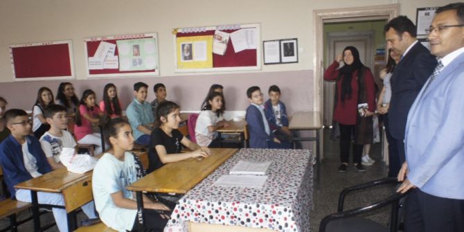 Kaymakam Uçgun’dan Öğrencilere ’Zaman’ Tavsiyesi